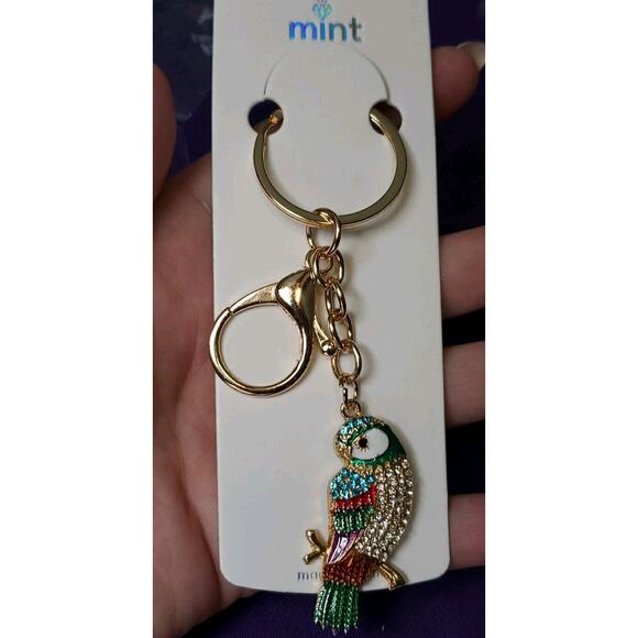 Mint Multicolor Parrot Bird Rhinestone Purse Charm Key Ring Chain Gold Tone New - Picture 2 of 4